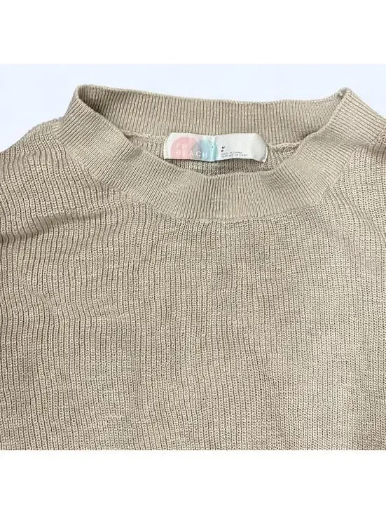 Free People Beach - Picture 2 of 3